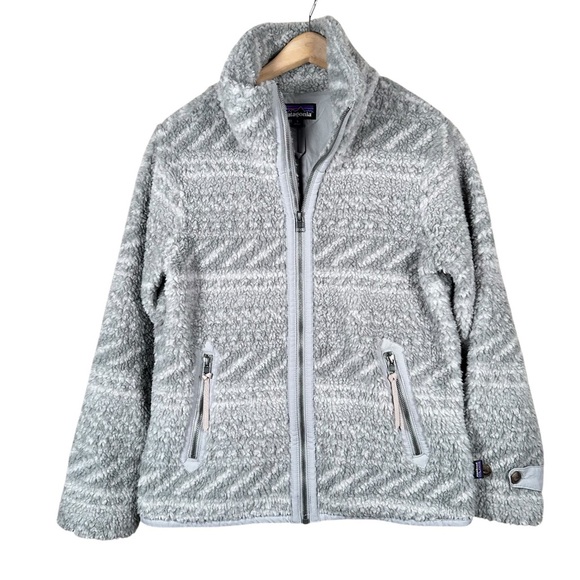 PATAGONIA Divided Sky Zip-Up Jacket in Bergy Bits in Salt Grey - Picture 4 of 15